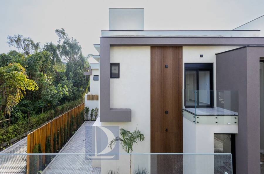 Fachada Vista Lateral 