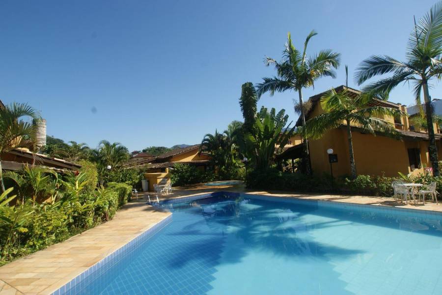 Piscina do condomínio Piscina do condomínio