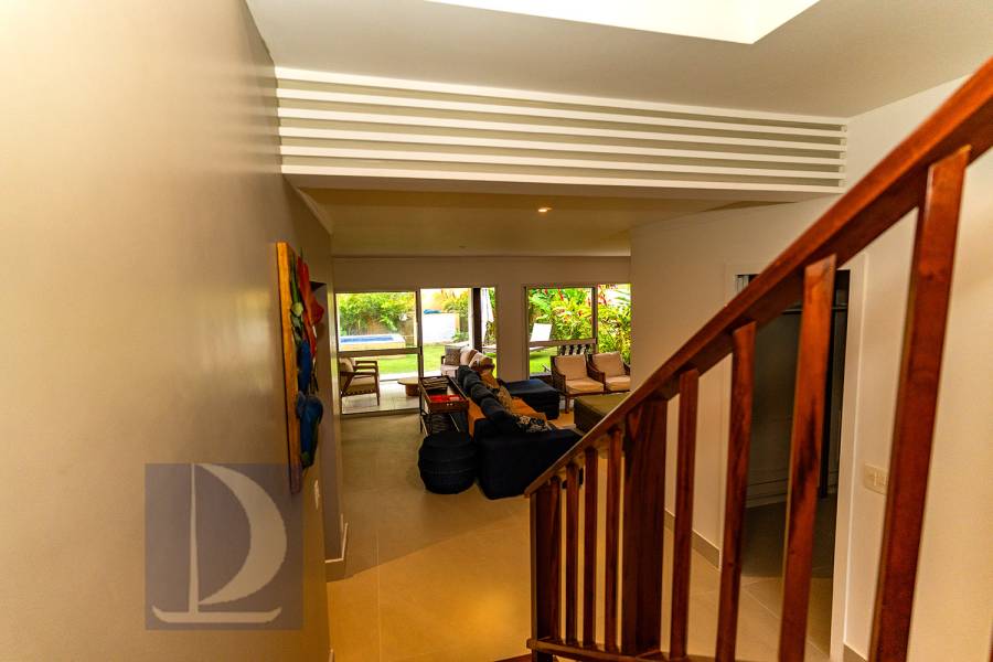 Escada Acesso Suítes