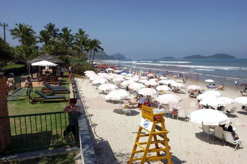 Condomínio Frente ao Mar 