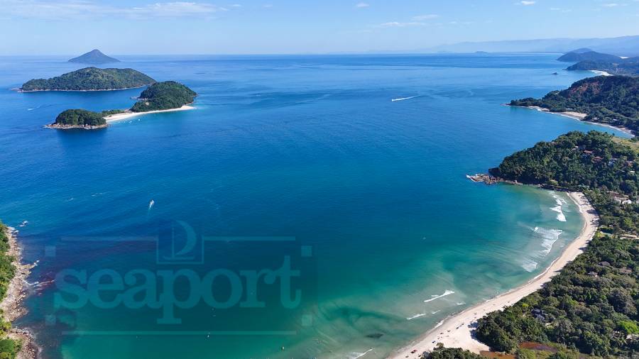 Terreno à  venda na Praia da Barra do Sahy 