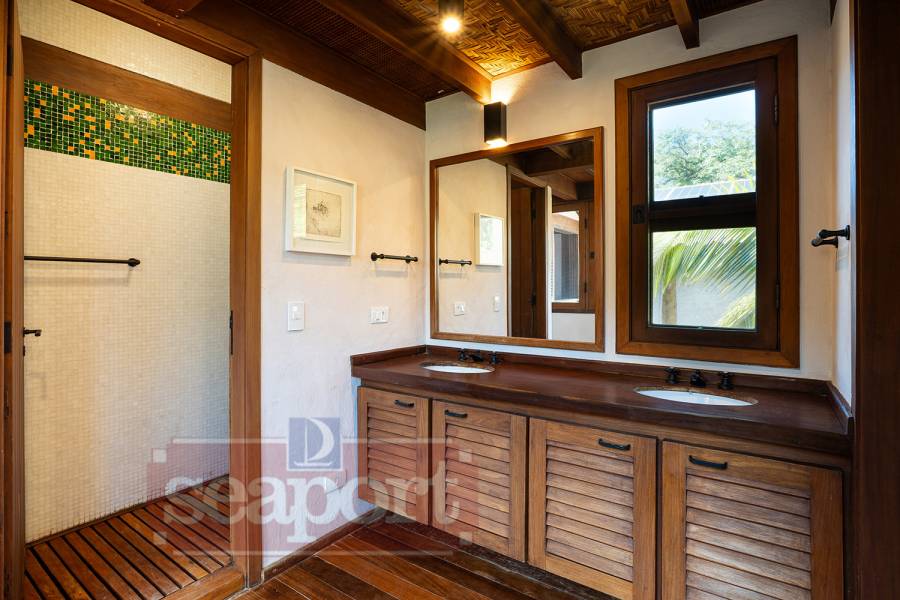 Banheiro Dormitórios 