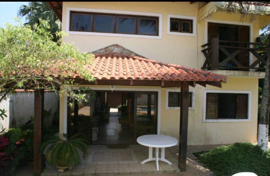 Fachada e entrada principal 