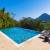 Piscina do condomínio 