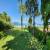 Jardim da casa frente ao mar 